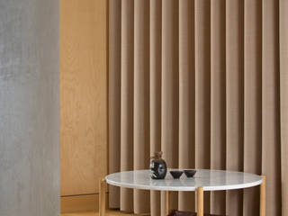 1.02 Circular coffee table, AYLE AYLE Minimalist house Marble