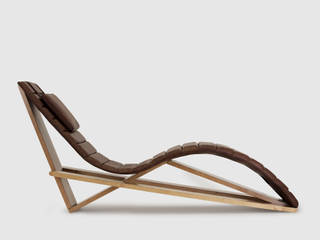 2.01 Chaise longue, AYLE AYLE Minimalist houses Solid Wood Multicolored