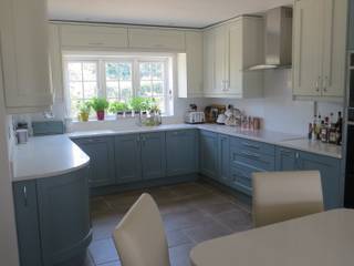 Traditional Shaker in Brockham RH3 near Dorking, Surrey, UK, Kitchens of Surrey Kitchens of Surrey