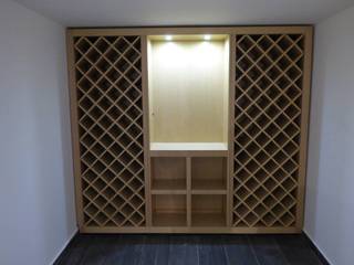 Garrafeira, Pedigree Group Pedigree Group Modern Home Wine Cellar Solid Wood White