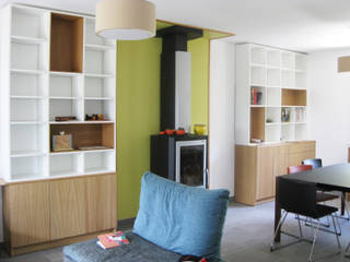 Réaménagement d'un rez-de-chaussée, One look inside One look inside Modern living room