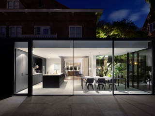 Fig Tree House, Bloot Architecture Bloot Architecture Comedores de estilo minimalista Vidrio