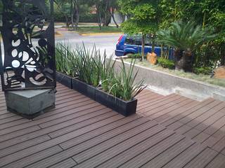 Piso de material WPC (Wood Plastic Composite), Interiorismo 3P Interiorismo 3P พื้น