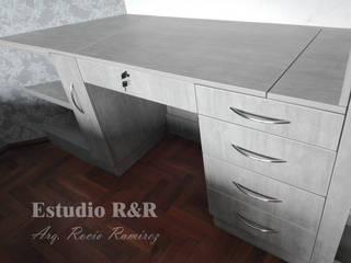 CLOSET INTEGRADO CON FALSA PUERTA, Estudio R&R Estudio R&R Dormitorios de estilo moderno Aglomerado