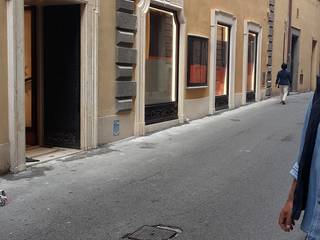 Imbotti e cornici in Travertino Romano Classico in falda, INDAMAR SRL INDAMAR SRL Commercial spaces Stone Beige
