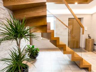 Zig-Zag Royal, Siller Treppen/Stairs/Scale Siller Treppen/Stairs/Scale درج خشب Wood effect