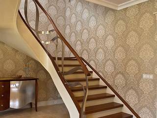 Dubai, Siller Treppen/Stairs/Scale Siller Treppen/Stairs/Scale درج خشب Wood effect