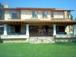 Casa Prados, H+Arquitectos H+Arquitectos Colonial style house Stone