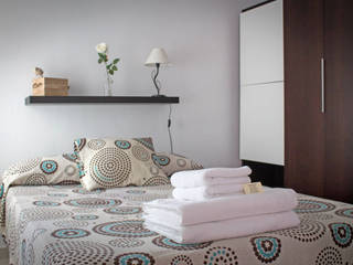 Apartamento en Sevilla, Slowhaus Slowhaus Modern nursery/kids room