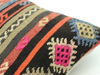 Kilim Pillows, Heritage Nomadic Art Gallery Heritage Nomadic Art Gallery Taman interior