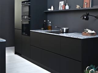 Prato Black, Kvik Keuken, Badkamer & Garderobe Kvik Keuken, Badkamer & Garderobe Scandinavian style kitchen
