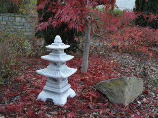 Japanische Steinlaternen, gartendekoparadies.de gartendekoparadies.de Asian style garden Concrete