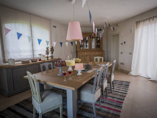 IL GUSTO DI FAR FESTA, DEODARA DEODARA Scandinavian style dining room