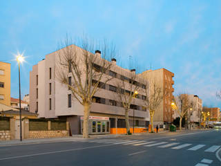 Viviendas de Obra Nueva en Reus (Tarragona), ZFA Arquitectura ZFA Arquitectura Casas multifamiliares