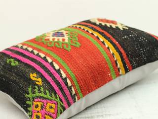 Turkish Kilim Pillow Covers, Heritage Nomadic Art Gallery Heritage Nomadic Art Gallery Taman interior