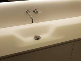 Encimera de baño , INNOBANYS solid surface INNOBANYS solid surface Phòng tắm phong cách hiện đại