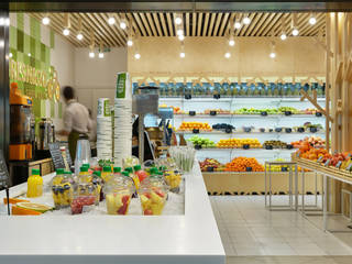 Fresh & Go. Design of a fresh bar , YUDIN Design YUDIN Design Commercial spaces White