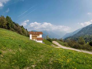 Progetto di riqualificazione di un maso in Trentino, Alexandradesigner Alexandradesigner Casas de estilo rústico