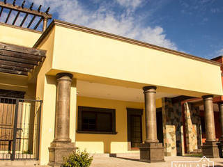 Villa Golden en San Miguel de Allende, VillaSi Construcciones VillaSi Construcciones Casas de estilo rústico