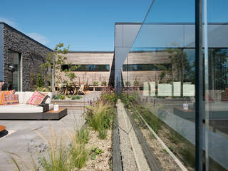 Ontwerp dakterras Knokke, Studio REDD exclusieve tuinen Studio REDD exclusieve tuinen Dachterrasse Holz Holznachbildung