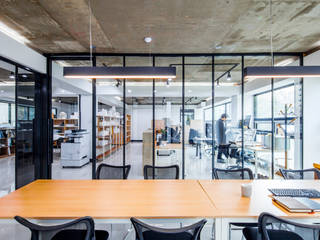 건축가 조한준 / 대표, (주)건축사사무소 더함 / ThEPLus Architects (주)건축사사무소 더함 / ThEPLus Architects