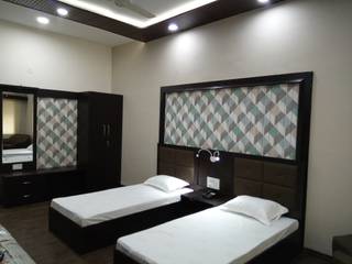 Indore tennis club , Jamali interiors Jamali interiors Asian style bedroom Wood Wood effect