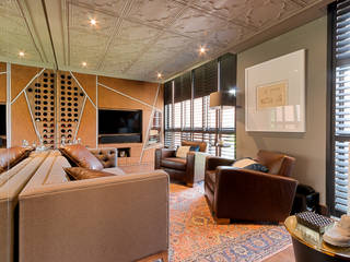 High end bachelor Pad in Melrose Arch, Kim h nieu Interior Design Kim h nieu Interior Design Moderner Multimedia-Raum