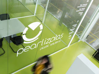 Pearlizplas - Plastic Solutions, Projecto 84 Projecto 84 Espacios comerciales