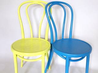 Цветные венские стулья, Decor-mebel Decor-mebel Столовая комната в классическом стиле Дерево Эффект древесины