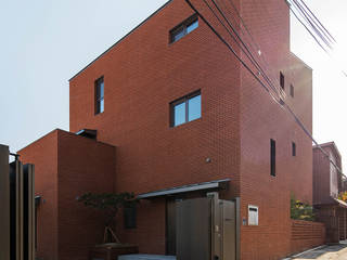 구기동 3대가 사는 집, 서가 건축사사무소 서가 건축사사무소 Casas estilo moderno: ideas, arquitectura e imágenes Ladrillos