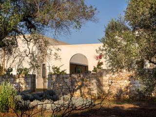 Masseria P2, architetto stefano ghiretti architetto stefano ghiretti Nhà phong cách chiết trung