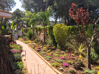 Jardin en La Fosca, Nosaltres Toquem Fusta S.L. Nosaltres Toquem Fusta S.L. Сад в тропическом стиле
