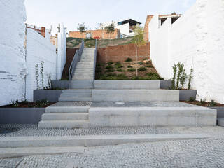 Jardín de las Animas., Waterscales Waterscales Modern Bahçe