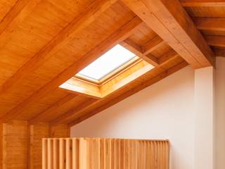 TQ62, Boost Studio Boost Studio Dach Holz Holznachbildung