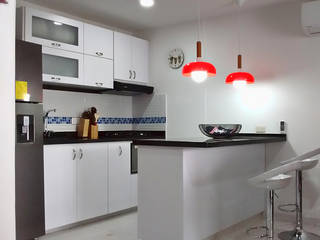 Cocinas Básicas, Remodelar Proyectos Integrales Remodelar Proyectos Integrales Built-in kitchens Engineered Wood White