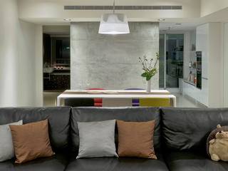 坐擁方正空間的55坪現代住所, 直方設計有限公司 直方設計有限公司 Modern Living Room Black