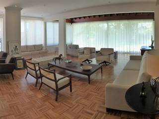 Quinta da Bela Vista, Studio Santoro Arquitetura Studio Santoro Arquitetura Rustic style living room Wood Wood effect