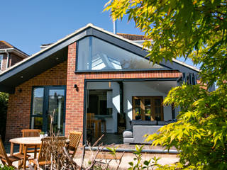 Rear Gable Extension - Stubbington, dwell design dwell design Casas de estilo moderno