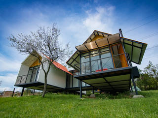 Refugio El Rosal, Camacho Estudio de Arquitectura Camacho Estudio de Arquitectura Country house Engineered Wood Transparent