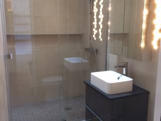 Transformation chambres de bonne, BRAMANTE PARIS BRAMANTE PARIS Modern bathroom