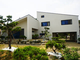 장성단독주택, 인우건축사사무소 인우건축사사무소 Casas estilo moderno: ideas, arquitectura e imágenes