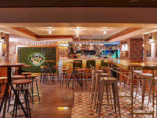 KERTENKELE PUB, Monodesign İçmimarlık Monodesign İçmimarlık Commercial spaces