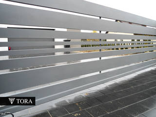 Brama nowoczesna z aluminium - Taurus, TORA bramy i ogrodzenia TORA bramy i ogrodzenia