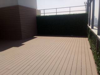 DECK SINTETICO, PUNTO DE FUGA PUNTO DE FUGA Floors Wood-Plastic Composite