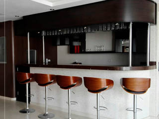 Construcción - Nuovo Sapore, Corporación Siprisma S.A.C Corporación Siprisma S.A.C Eclectic style dining room