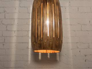 Natural Wood Dholak Pendant Lamp, Fos Lighting HO Fos Lighting HO Salas de entretenimiento Madera Acabado en madera