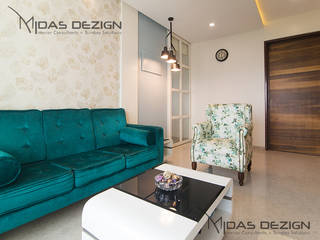 2BHK @ Goregoan (East), Romell Group, Midas Dezign Midas Dezign Soggiorno in stile tropicale