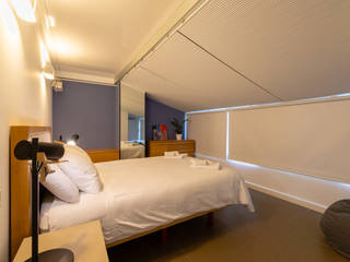 Reforma de vivienda vacacional Rooftop Suite, Living Las Canteras, SMLXL-design SMLXL-design Modern style bedroom