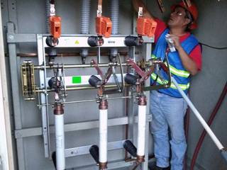 MANTENIMIENTO DE SUB ESTACIÓN ELÉCTRICA EN PLANTA DE TRATAMIENTO DE AGUA RECICLAGUA, Grupo MCB Grupo MCB Ruang Komersial