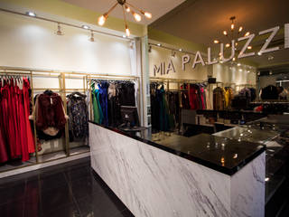 Mia Paluzzi - Plaza Fiesta, Viceversa Arquitectos Viceversa Arquitectos Commercial spaces